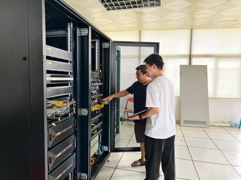 网络维护：守护企业信息安全的无形防线